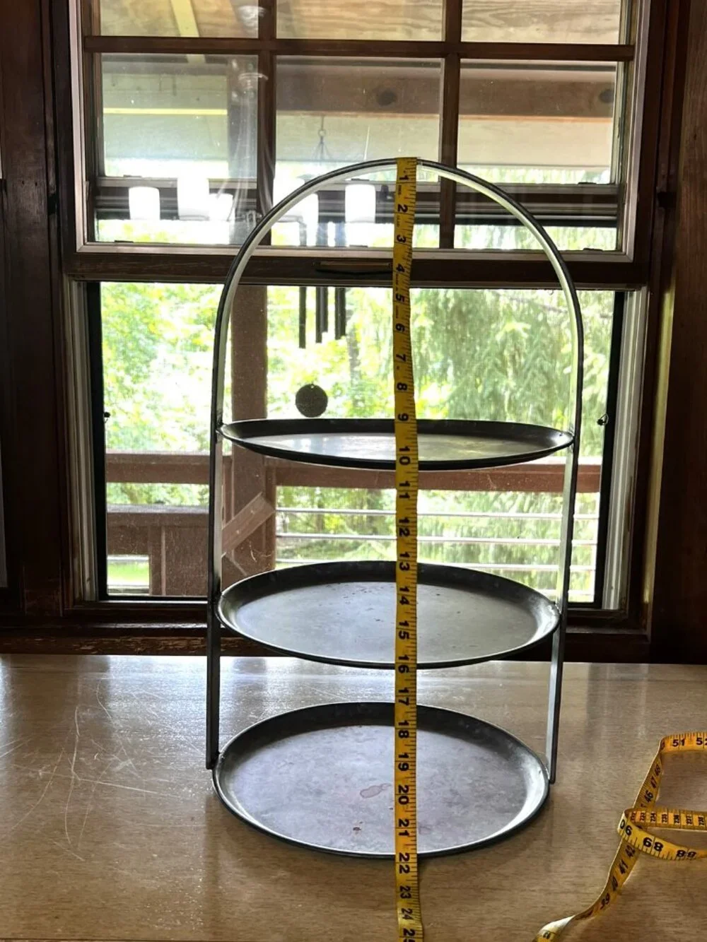 Retro LUSH 3-Tiered Metal Bubble Bar Stand